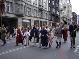 Dziesmu svētku gājienā 2008.g.